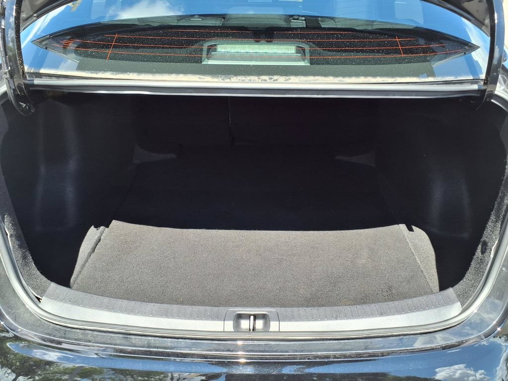 Used 2024 Toyota Corolla LE FWD image 18