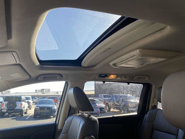 Used 2017 Honda Odyssey Touring image 17