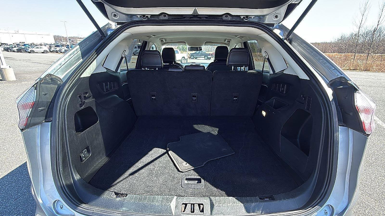 Used 2024 Ford Edge SEL AWD/4WD image 21