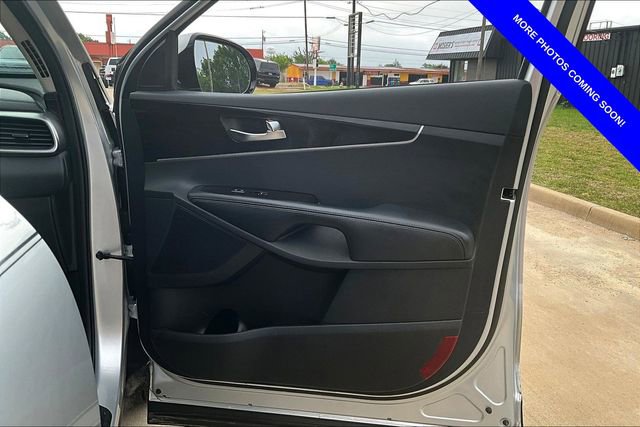 Used 2019 Kia Sorento L image 24