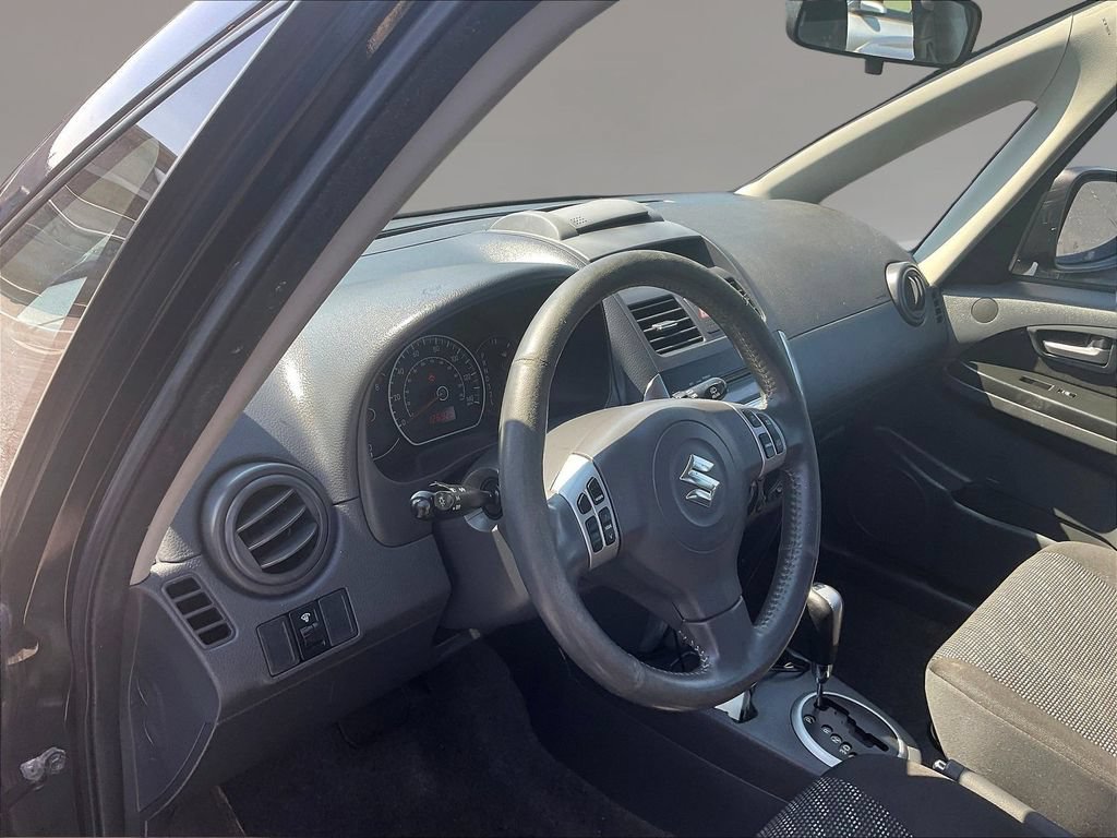 Used 2009 Suzuki SX4 AWD Hatchback image 14
