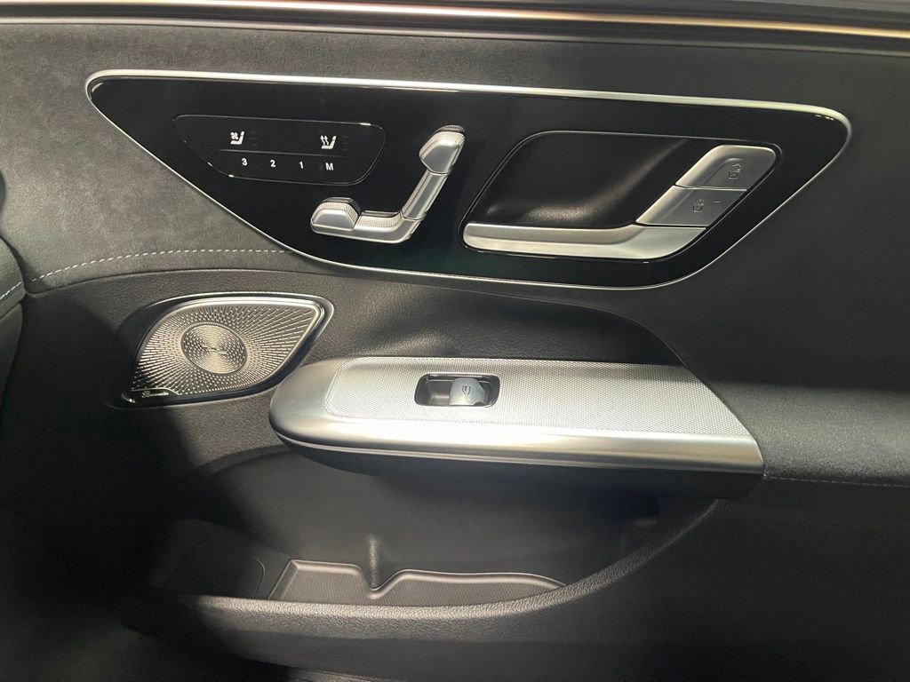 Certified 2023 Mercedes-Benz EQE AMG 4MATIC Sedan image 27