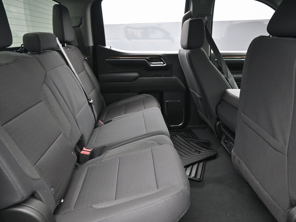 Used 2025 Chevrolet Silverado 1500 LT AWD/4WD image 30