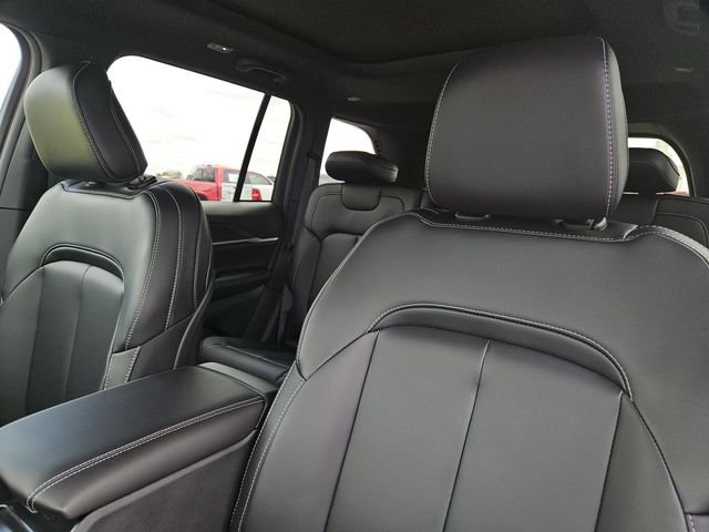 New 2026 Jeep Grand Cherokee Limited w/ Limited Altitude Package image 22