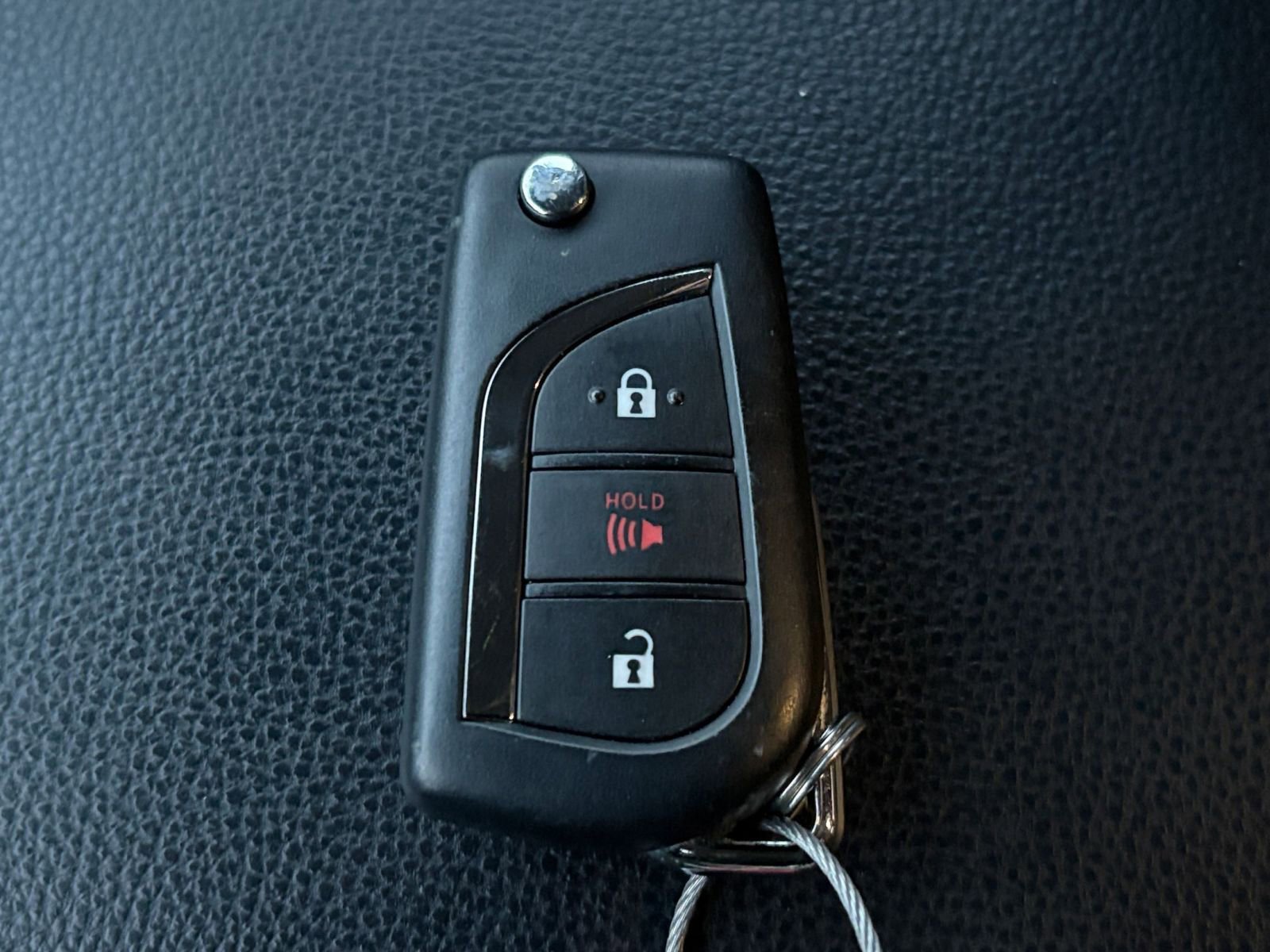 Used 2025 Toyota RAV4 LE image 22