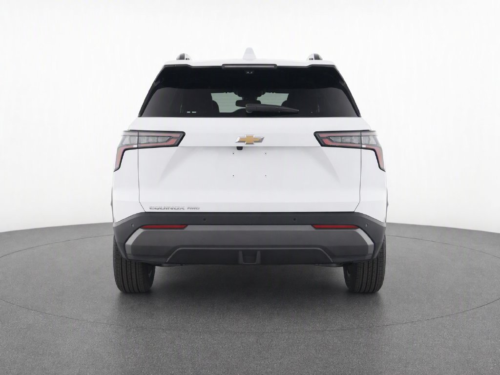 Used 2025 Chevrolet Equinox LT w/ Convenience Package II AWD/4WD image 9