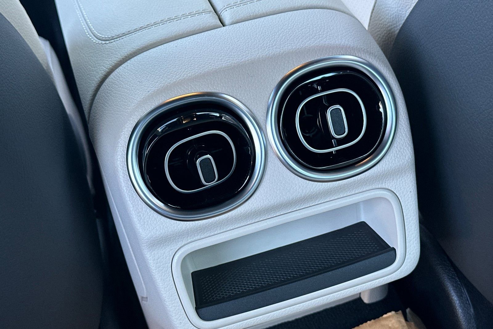 New 2026 Mercedes-Benz C 300 Sedan image 23