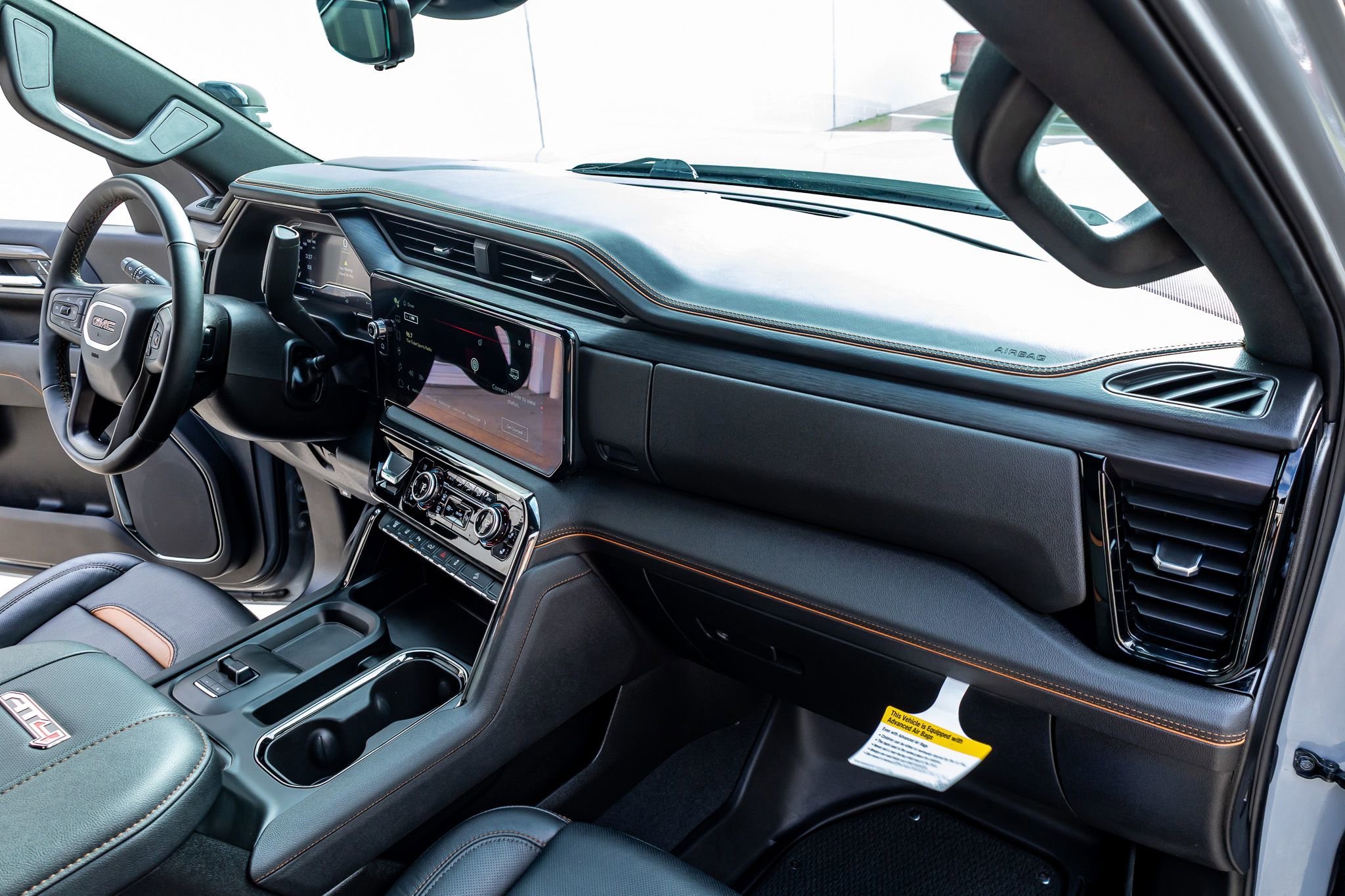 Used 2024 GMC Sierra 2500 AT4 w/ AT4 Premium Plus Package image 17