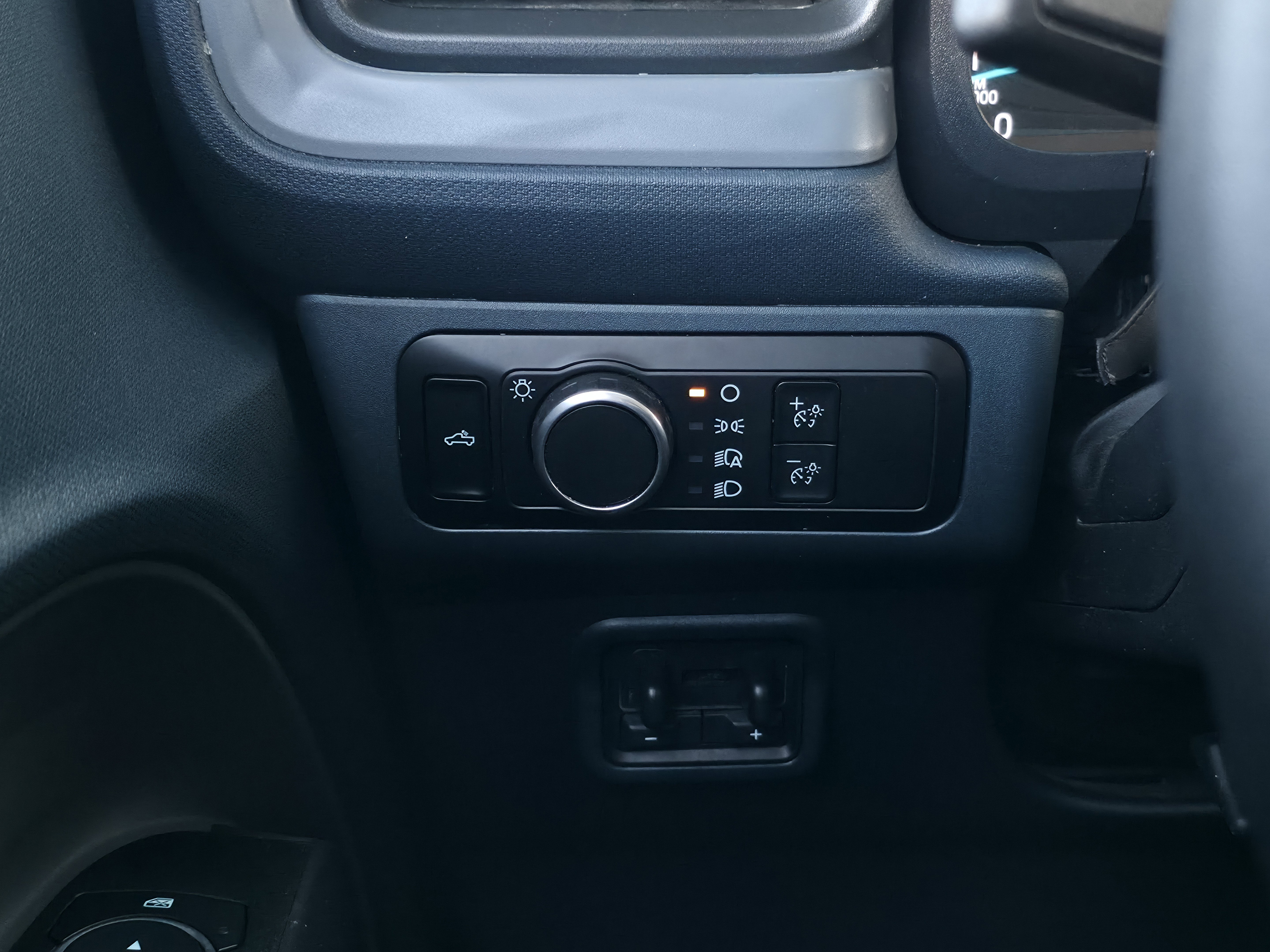 Used 2023 Ford Maverick XLT w/ Equipment Group 300A Standard image 30