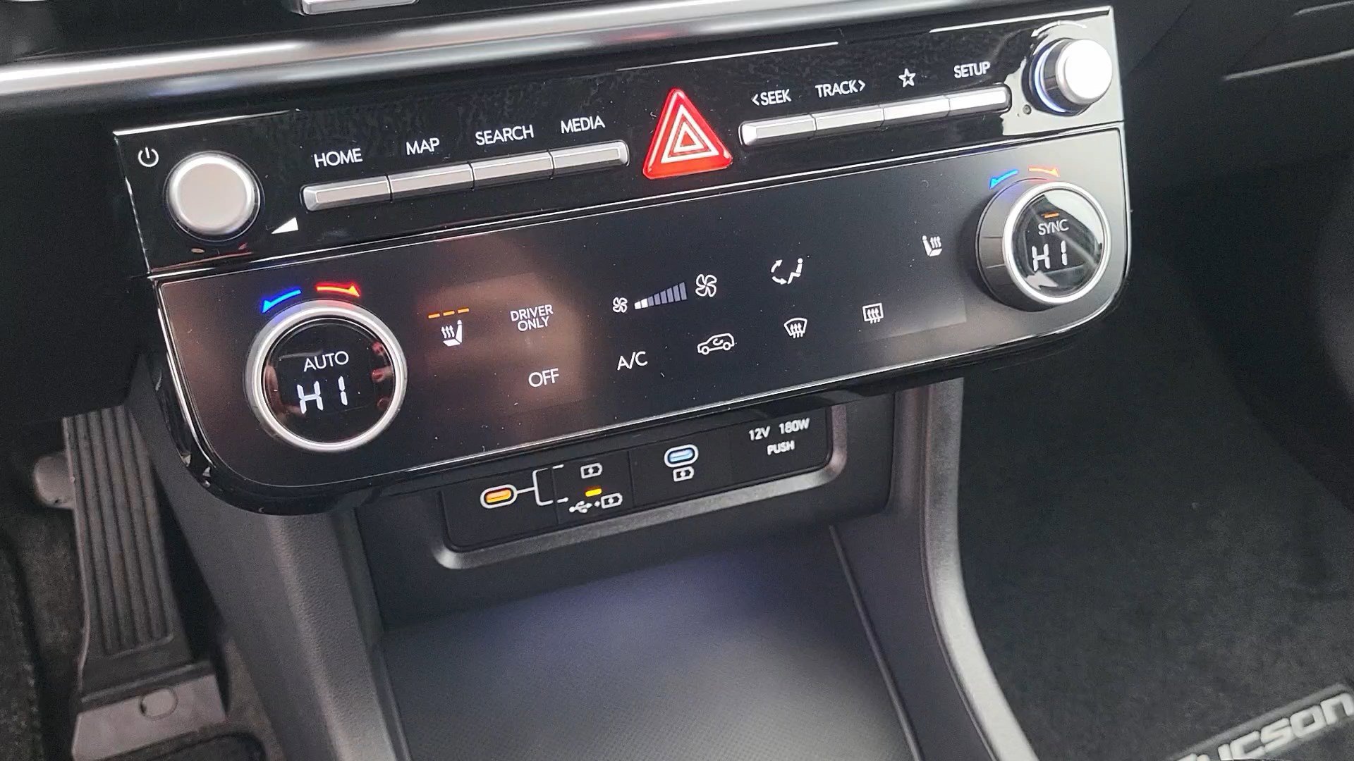 New 2025 Hyundai Tucson SEL image 17