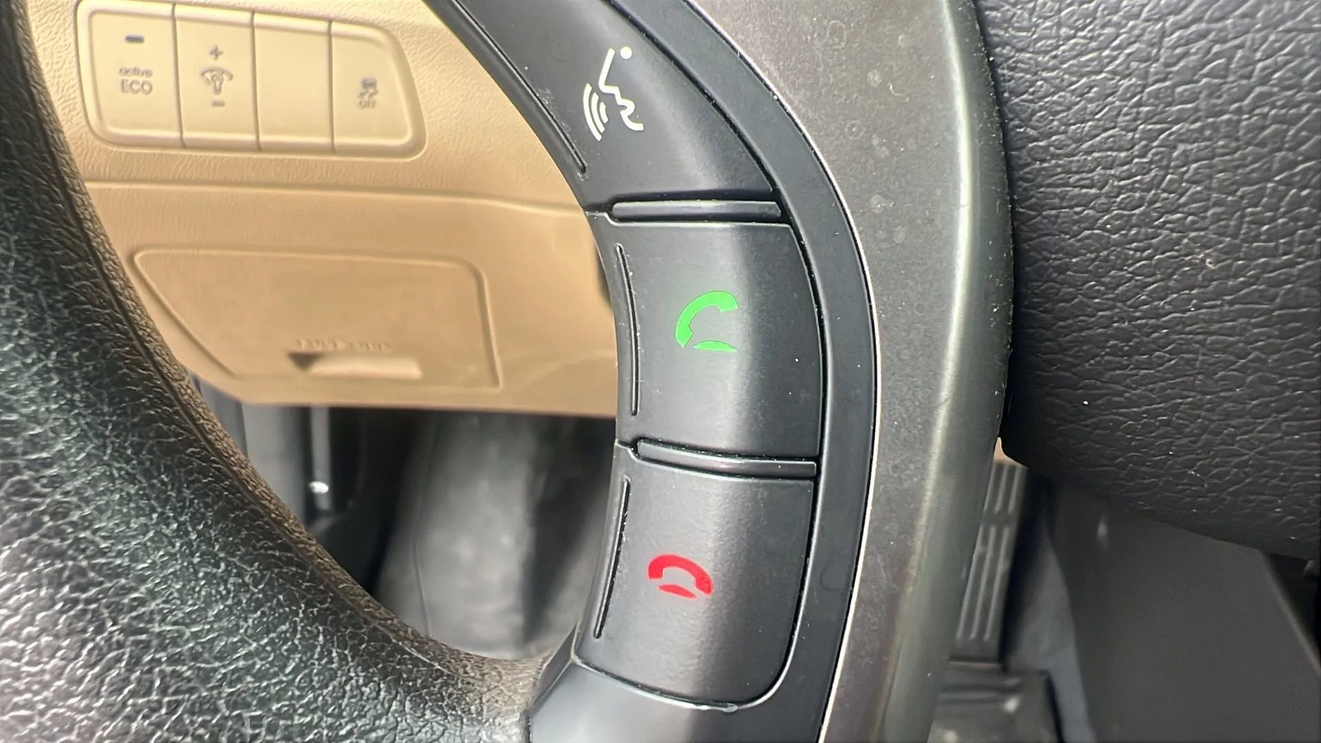 Used 2013 Hyundai Elantra GLS w/ Preferred Pkg FWD image 11
