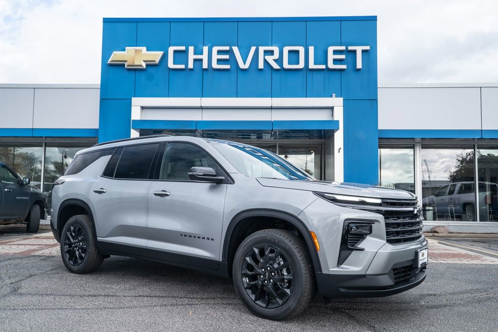 New 2026 Chevrolet Traverse LT w/ Midnight/Sport Edition image 1