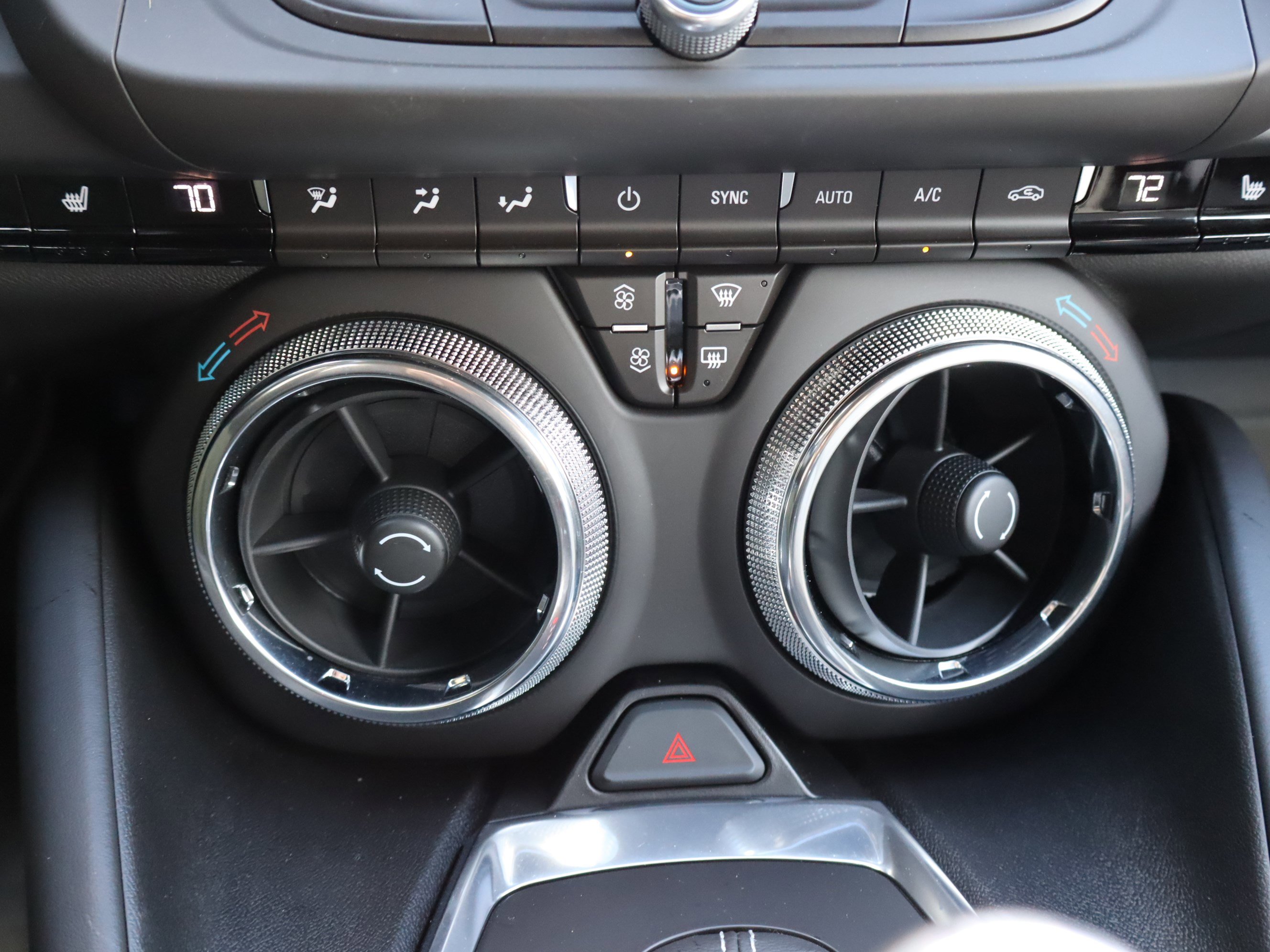 Used 2018 Chevrolet Camaro SS image 27