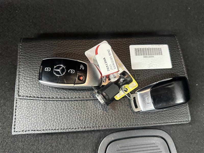 Used 2023 Mercedes-Benz E 350 4MATIC Sedan image 19