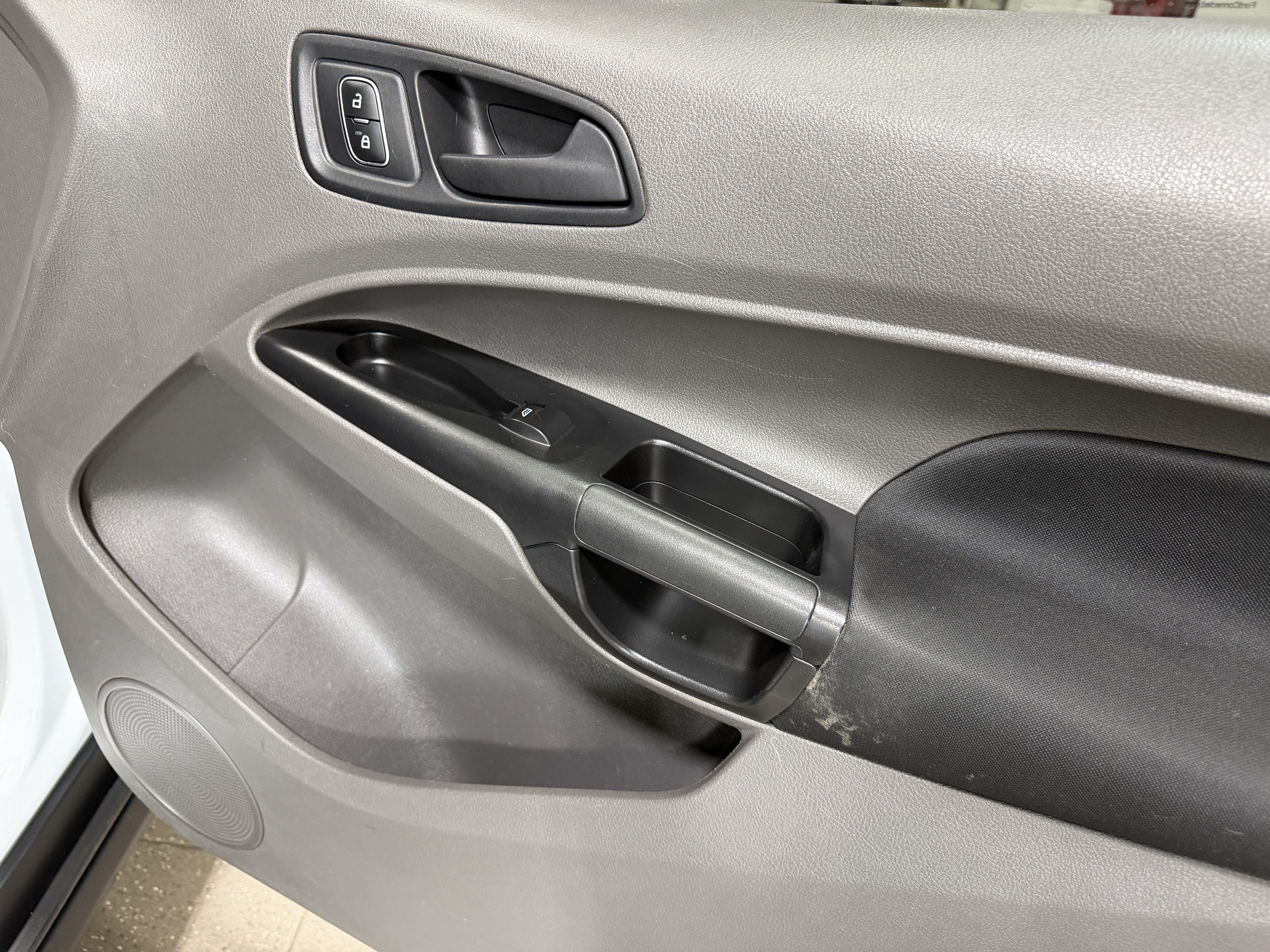 Used 2021 Ford Transit Connect XL FWD image 19