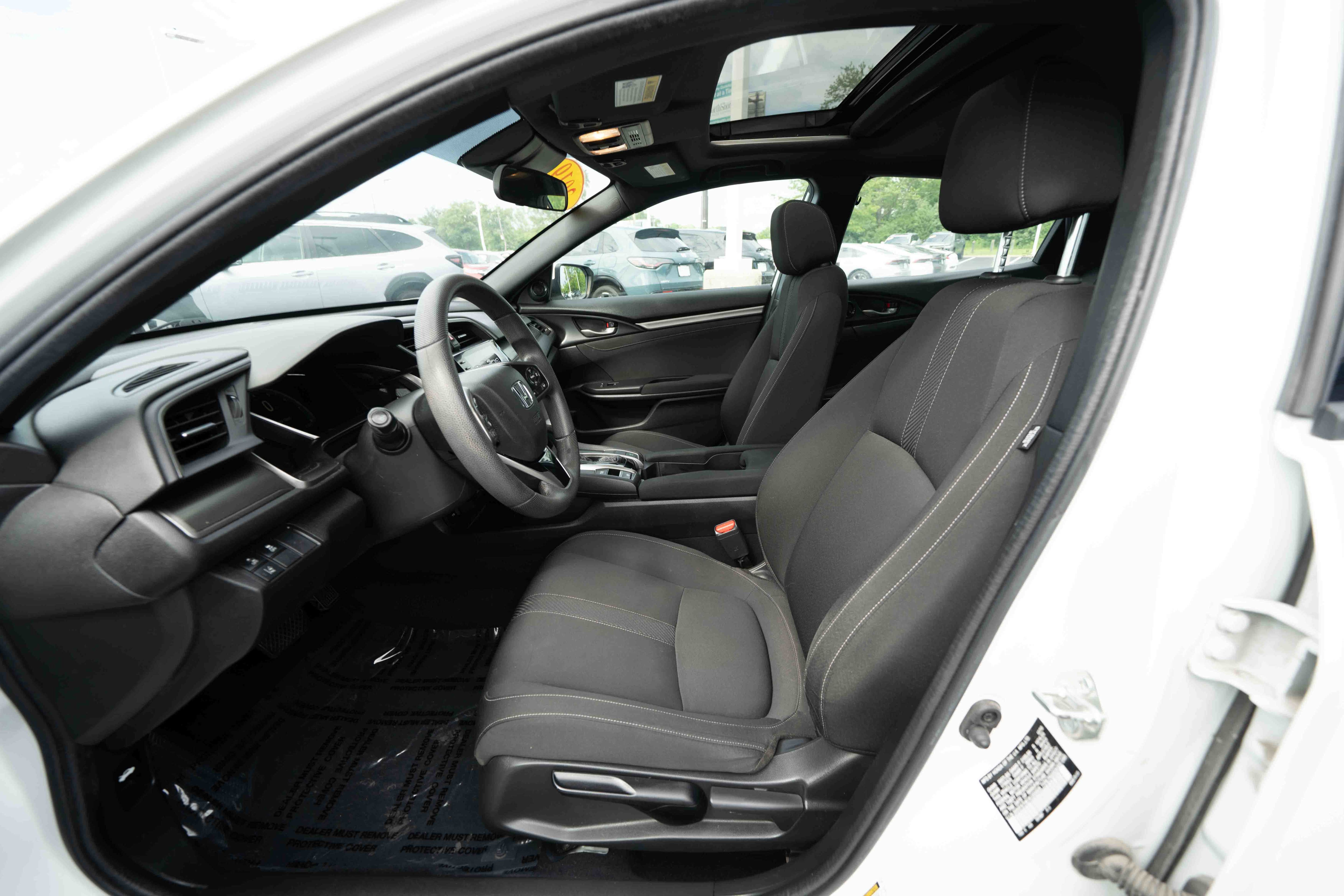 Used 2019 Honda Civic EX image 9