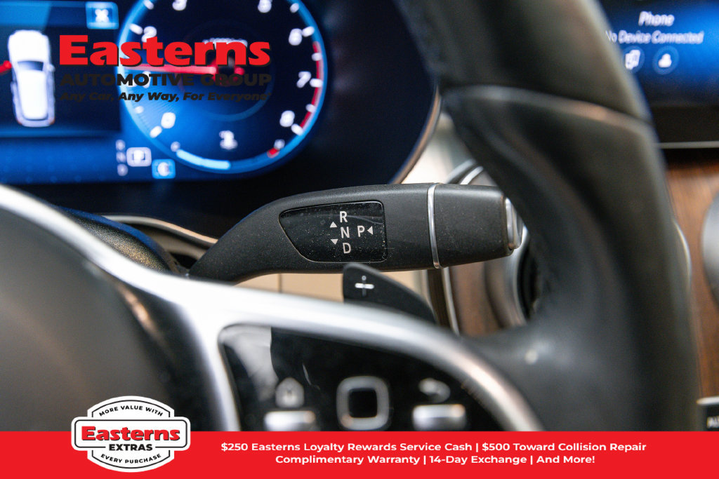 Used 2021 Mercedes-Benz GLC 300 4MATIC image 14
