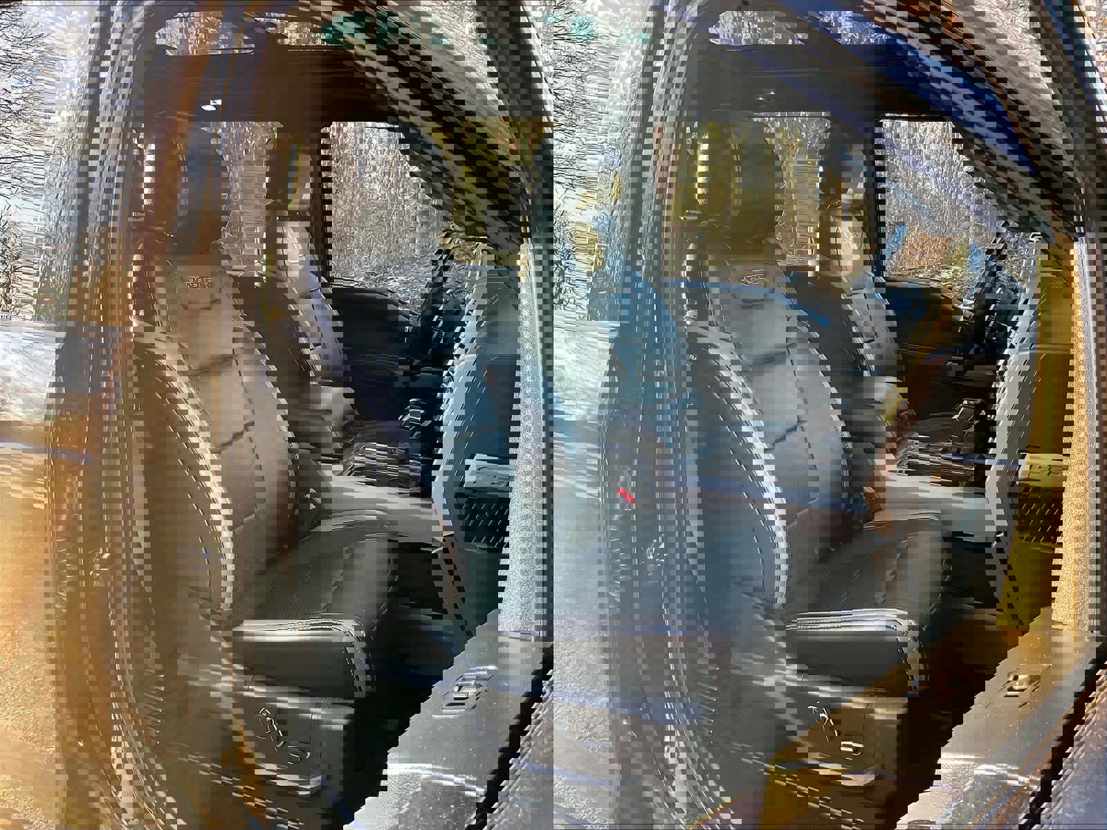 Used 2018 Ford F150 Raptor w/ Equipment Group 802A Luxury image 11