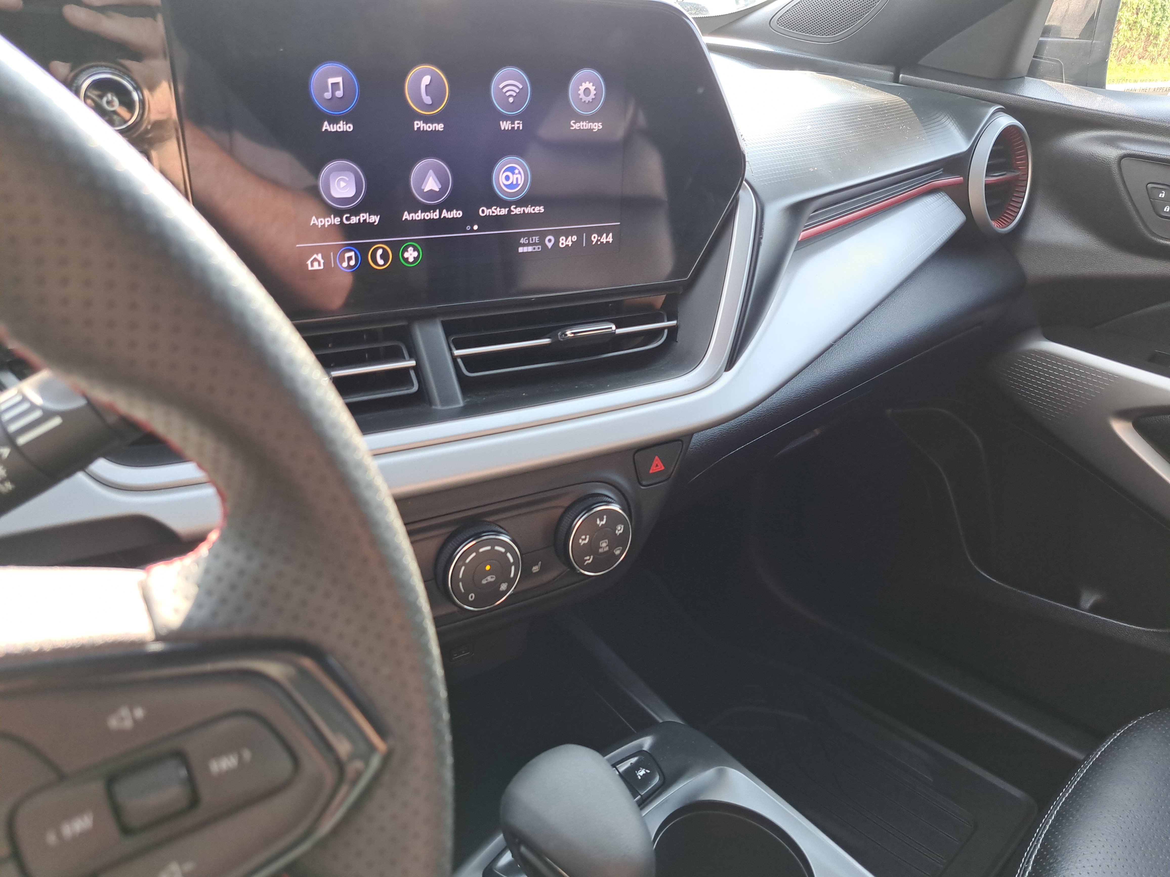 Used 2024 Chevrolet Trax RS w/ Sunroof Package image 19