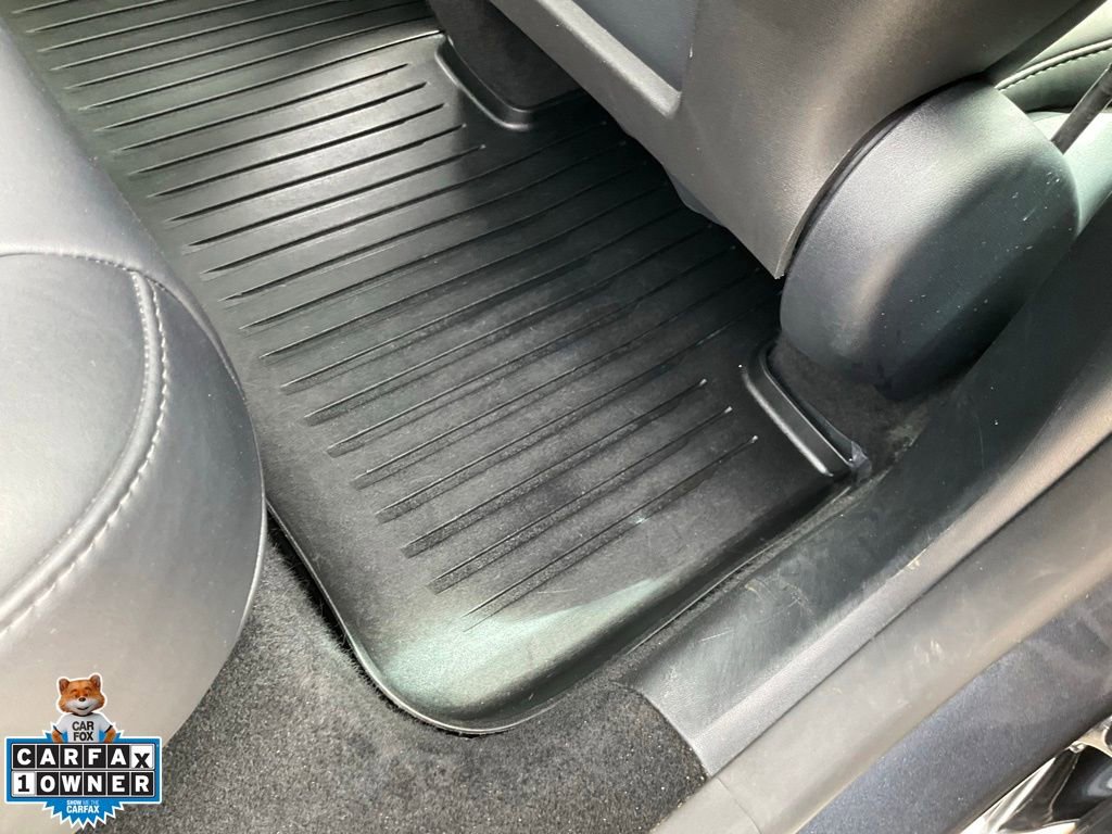 Used 2024 Tesla Model Y Long Range RWD image 53