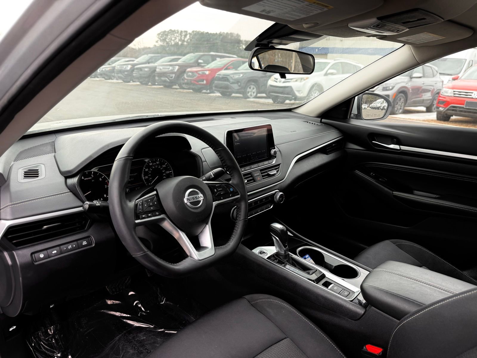 Used 2022 Nissan Altima 2.5 SV w/ SV Premium Package image 15