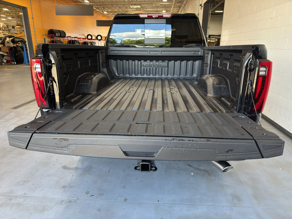 New 2026 GMC Sierra 2500 Denali w/ Technology Package AWD/4WD image 21