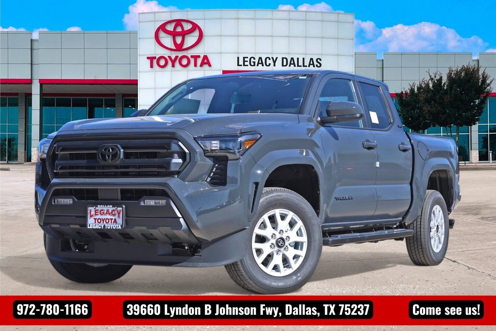 New 2025 Toyota Tacoma SR5