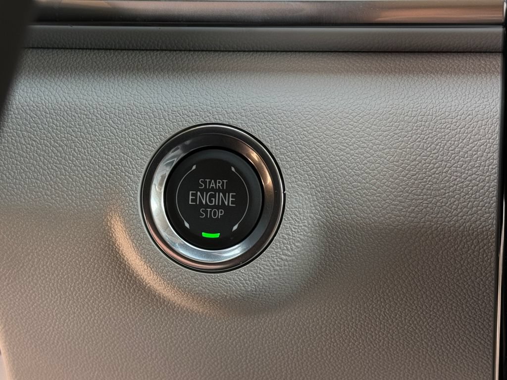New 2027 GMC Terrain Denali w/ LPO, Black Badging Package AWD/4WD image 32