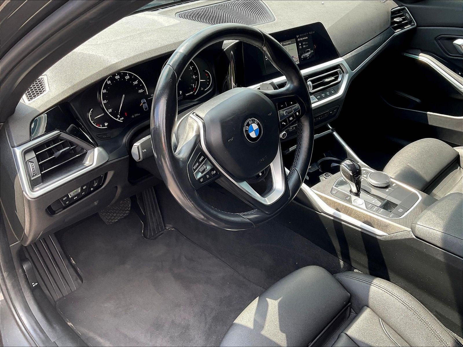 Used 2020 BMW 330i xDrive Sedan AWD/4WD image 17