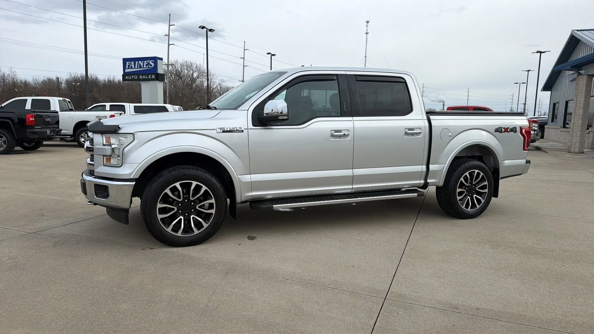 Used 2017 Ford F150 Lariat w/ Equipment Group 502A Luxury image 40