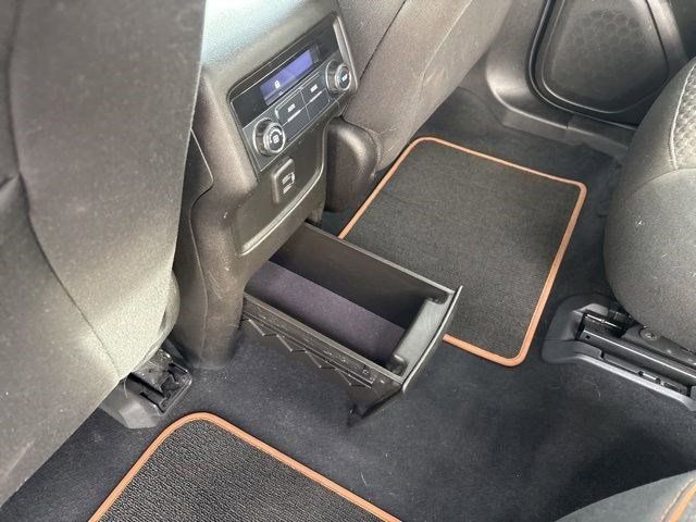 Used 2019 GMC Acadia SLE image 33