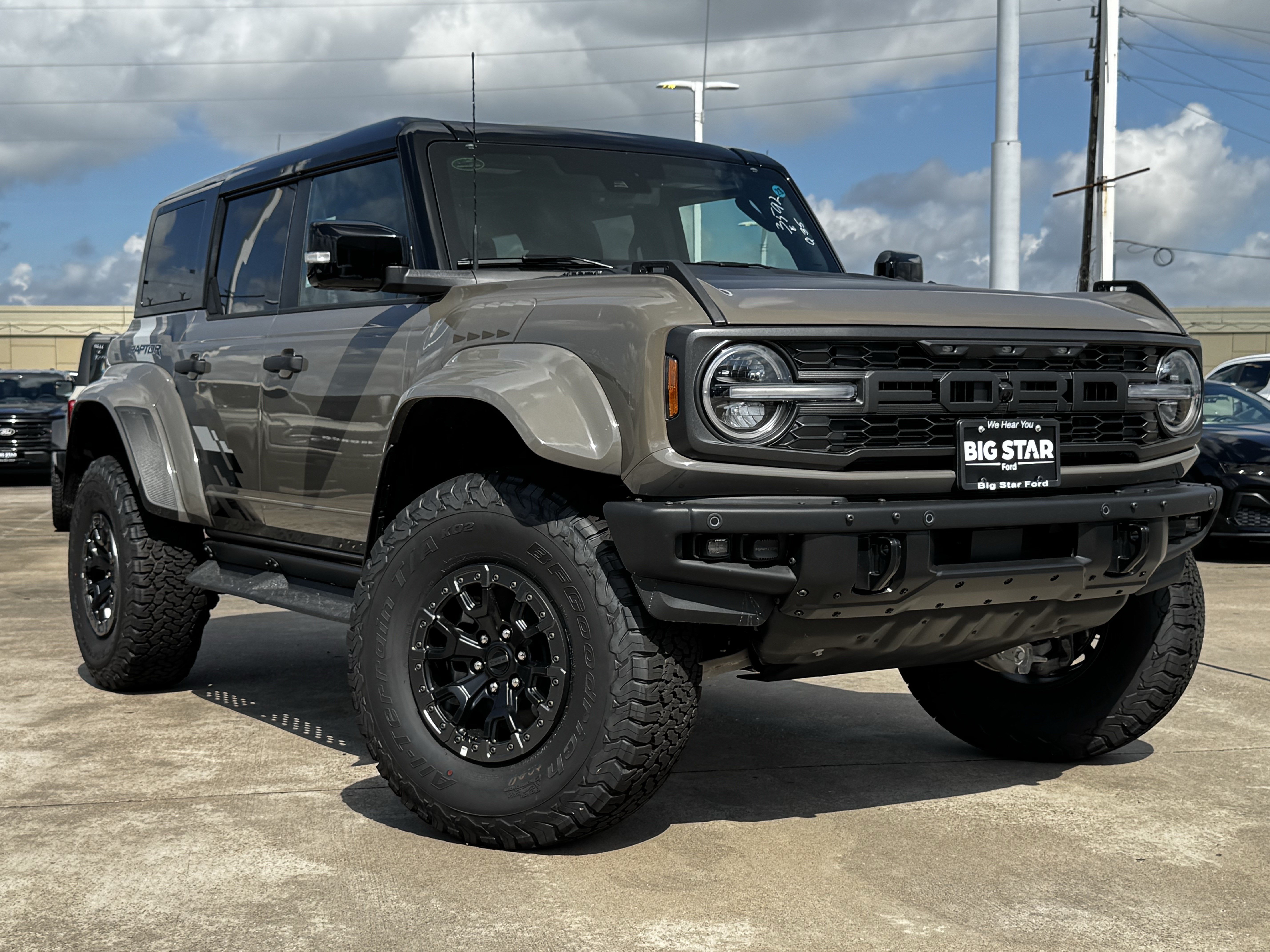 New 2026 Ford Bronco Raptor AWD/4WD image 2
