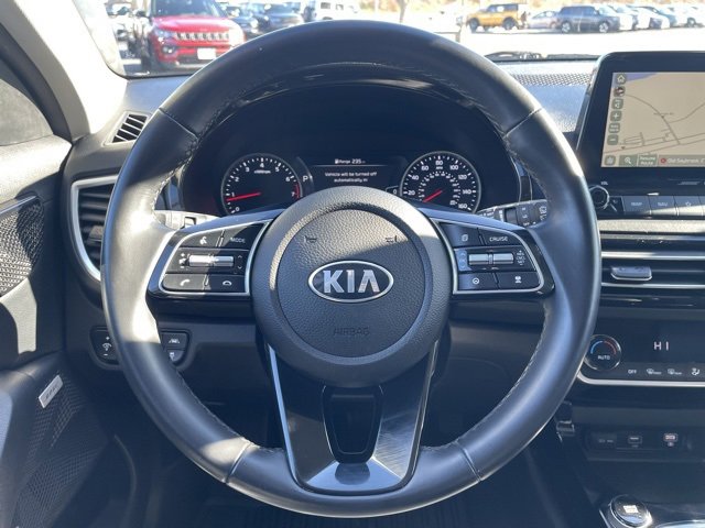 Used 2021 Kia Seltos SX w/ SX Sunroof Package image 14
