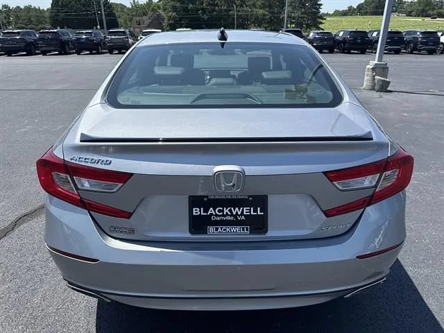 Used 2022 Honda Accord Sport image 6