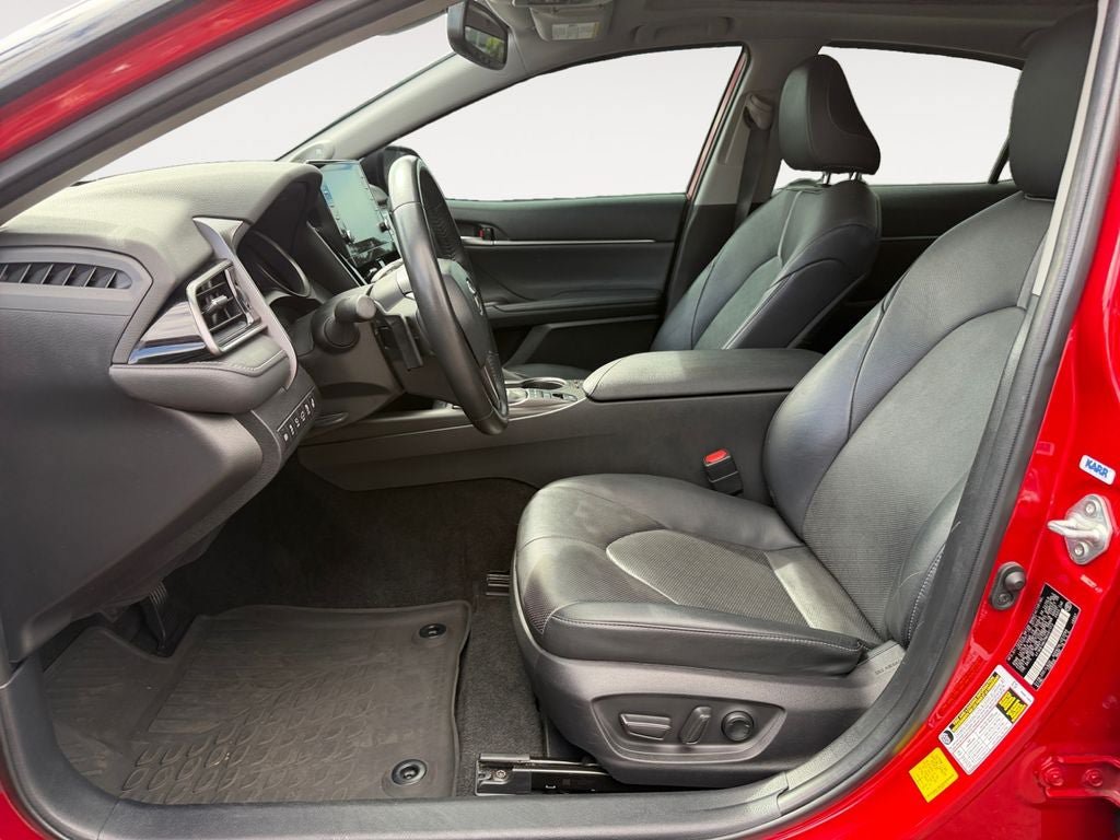 Used 2021 Toyota Camry XSE w/ Navigation Package FWD image 6