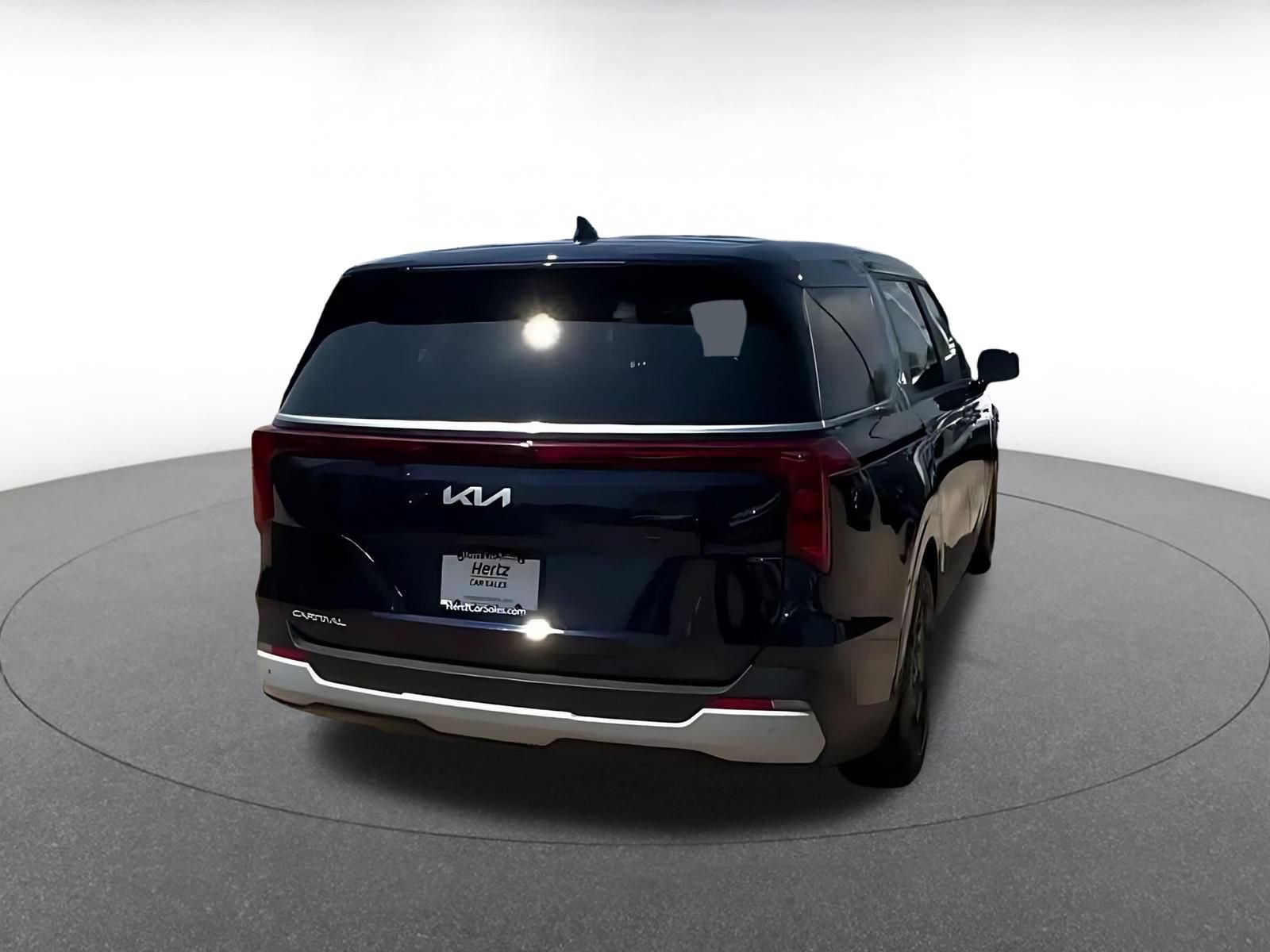 Used 2026 Kia Carnival FWD image 12