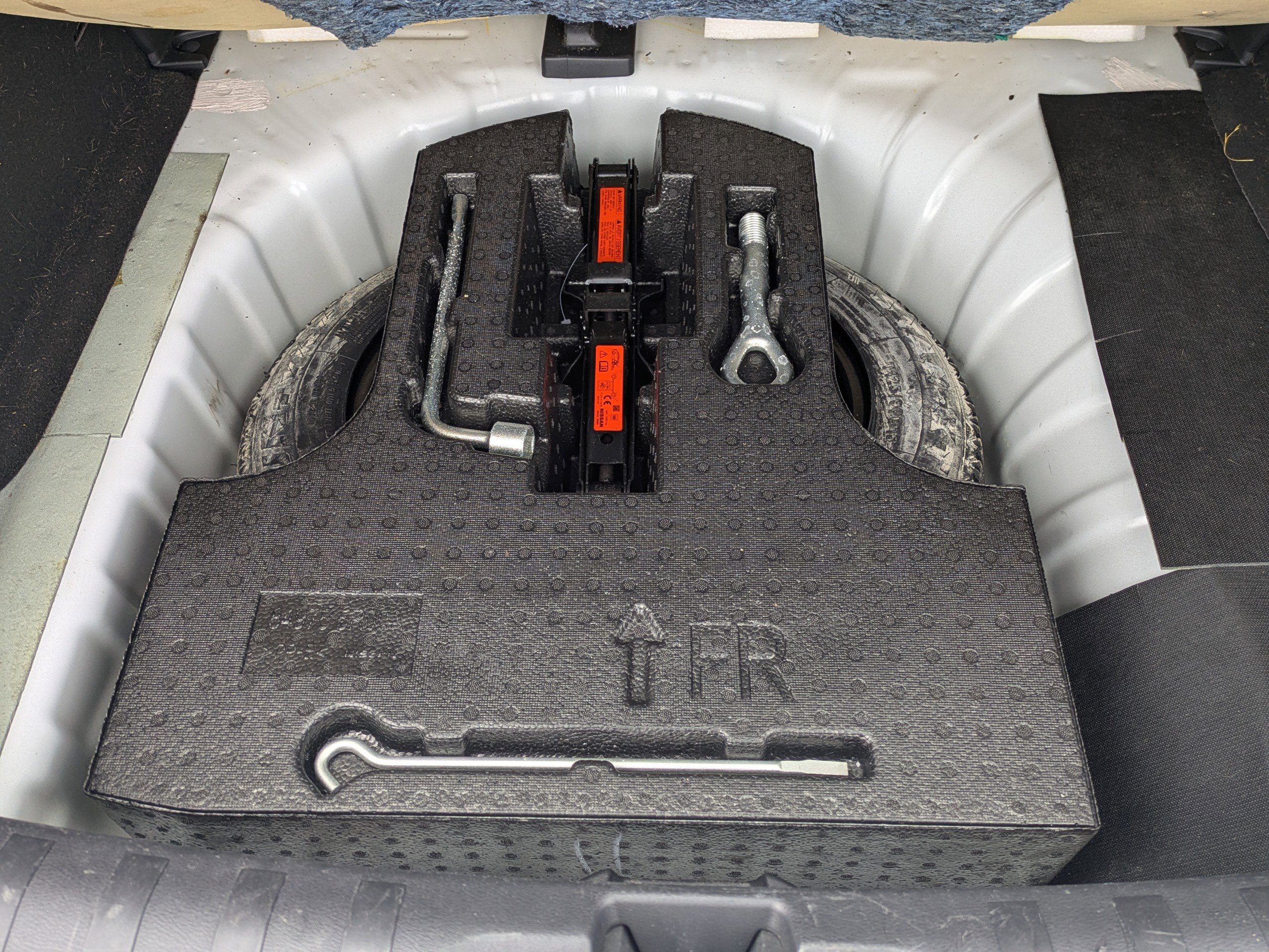 Used 2023 Nissan Kicks S image 13