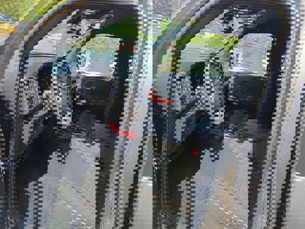 New 2025 Nissan Frontier PRO-4X image 15