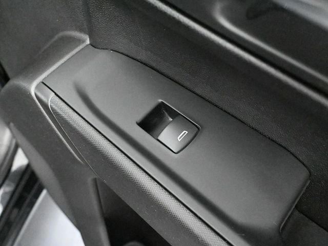 Used 2023 Chevrolet Silverado 1500 Custom image 43