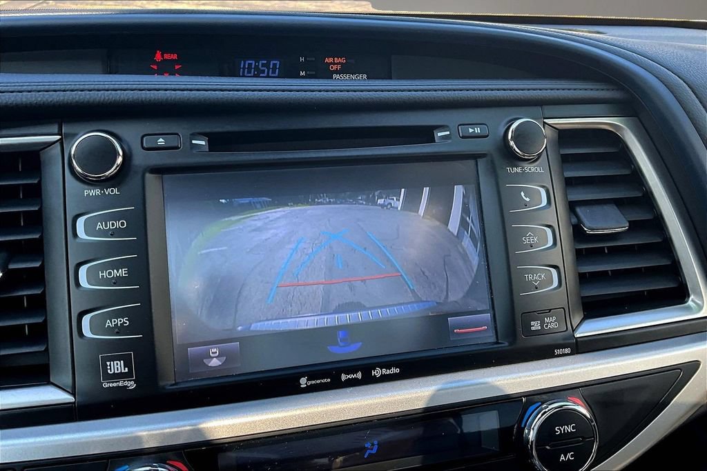 Used 2018 Toyota Highlander Limited Platinum AWD/4WD image 14
