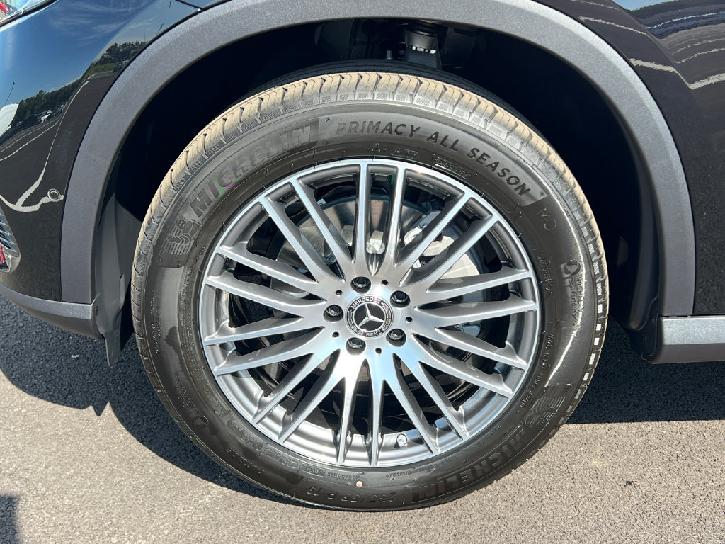 New 2027 Mercedes-Benz GLC 300 4MATIC image 29