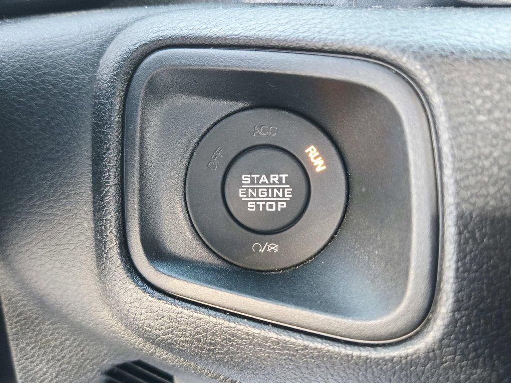 Used 2024 Jeep Gladiator Sport image 34