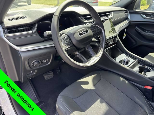 New 2026 Jeep Grand Cherokee L Laredo AWD/4WD image 15