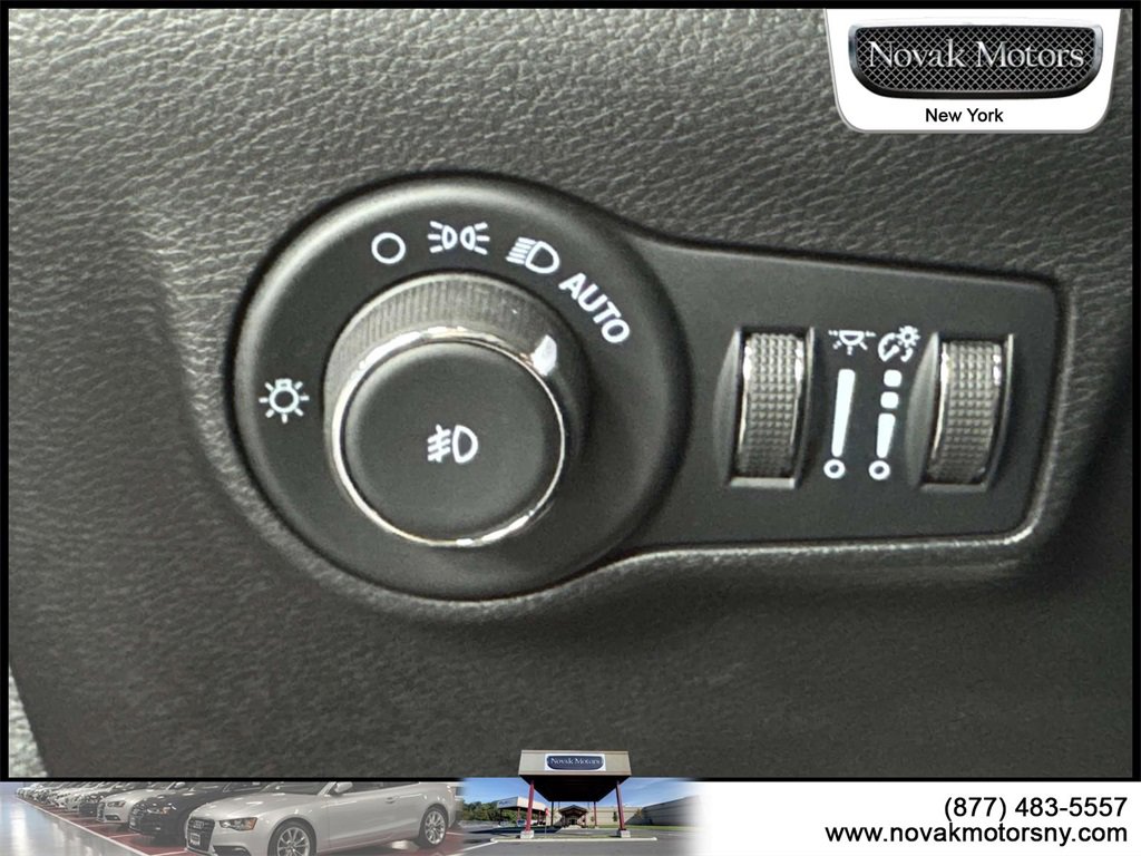 Used 2022 Jeep Compass Latitude w/ Convenience Group image 14