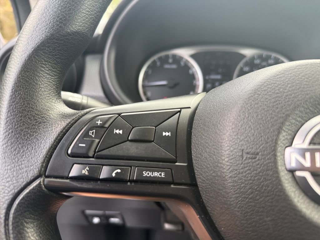 Used 2023 Nissan Kicks S image 21