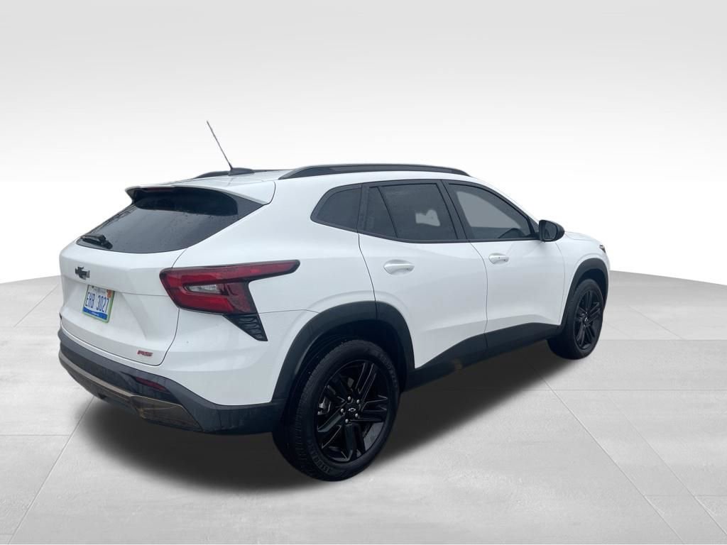 Certified 2024 Chevrolet Trax ACTIV w/ Sunroof Package image 7