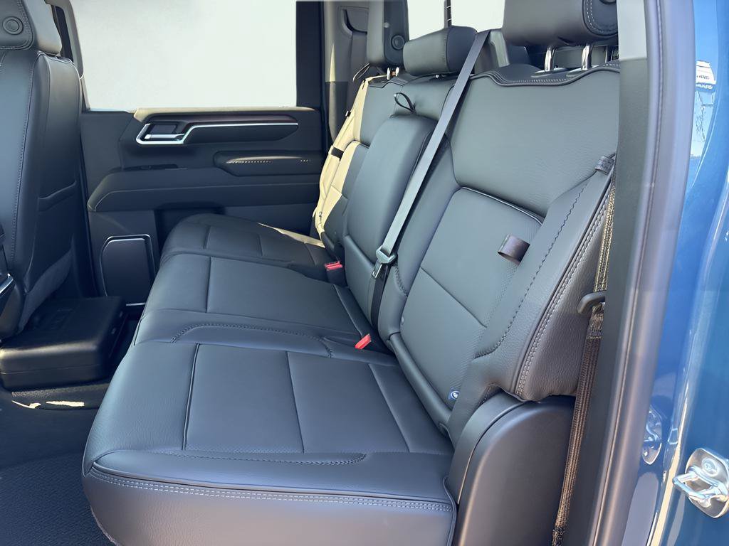 New 2026 GMC Sierra 2500 Denali w/ Denali Reserve Package AWD/4WD image 12