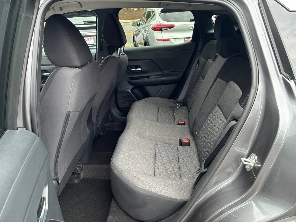 Certified 2025 Nissan Kicks SV AWD/4WD image 22