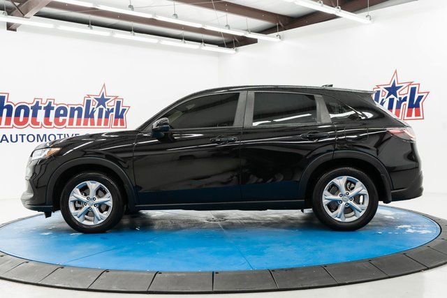 Certified 2024 Honda HR-V LX image 5