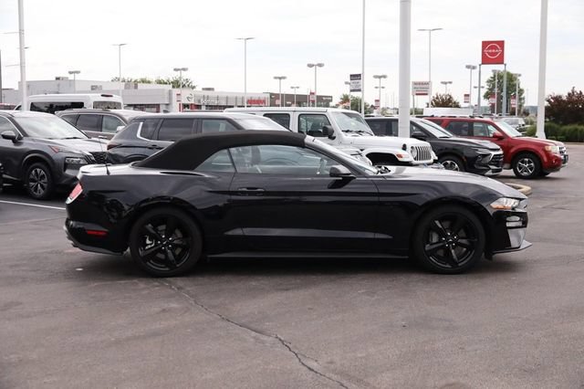 Used 2021 Ford Mustang GT Premium w/ Equipment Group 401A RWD image 5